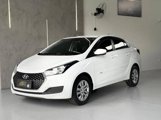 HYUNDAI HB20S 1.6 COMFORT STYLE 16V FLEX 4P AUTOMÁTICO